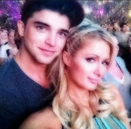 Paris Hilton, Twitter Paris Hilton, Twitter
